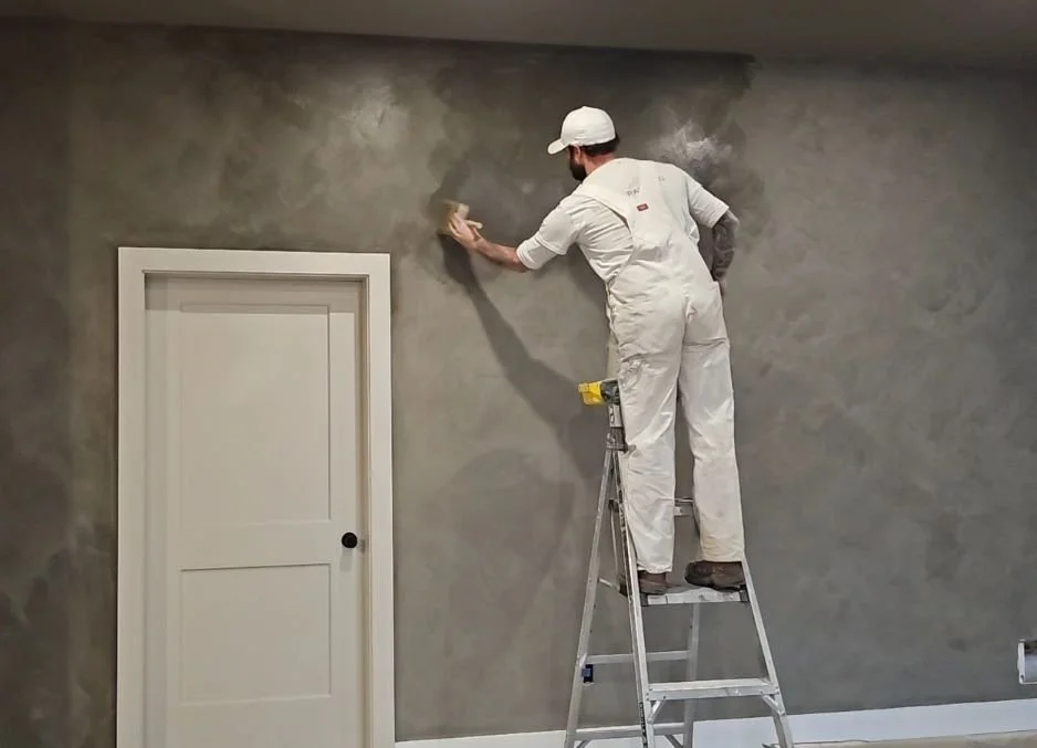 Painter applying an interior wall finish in Mountain Grove, MO